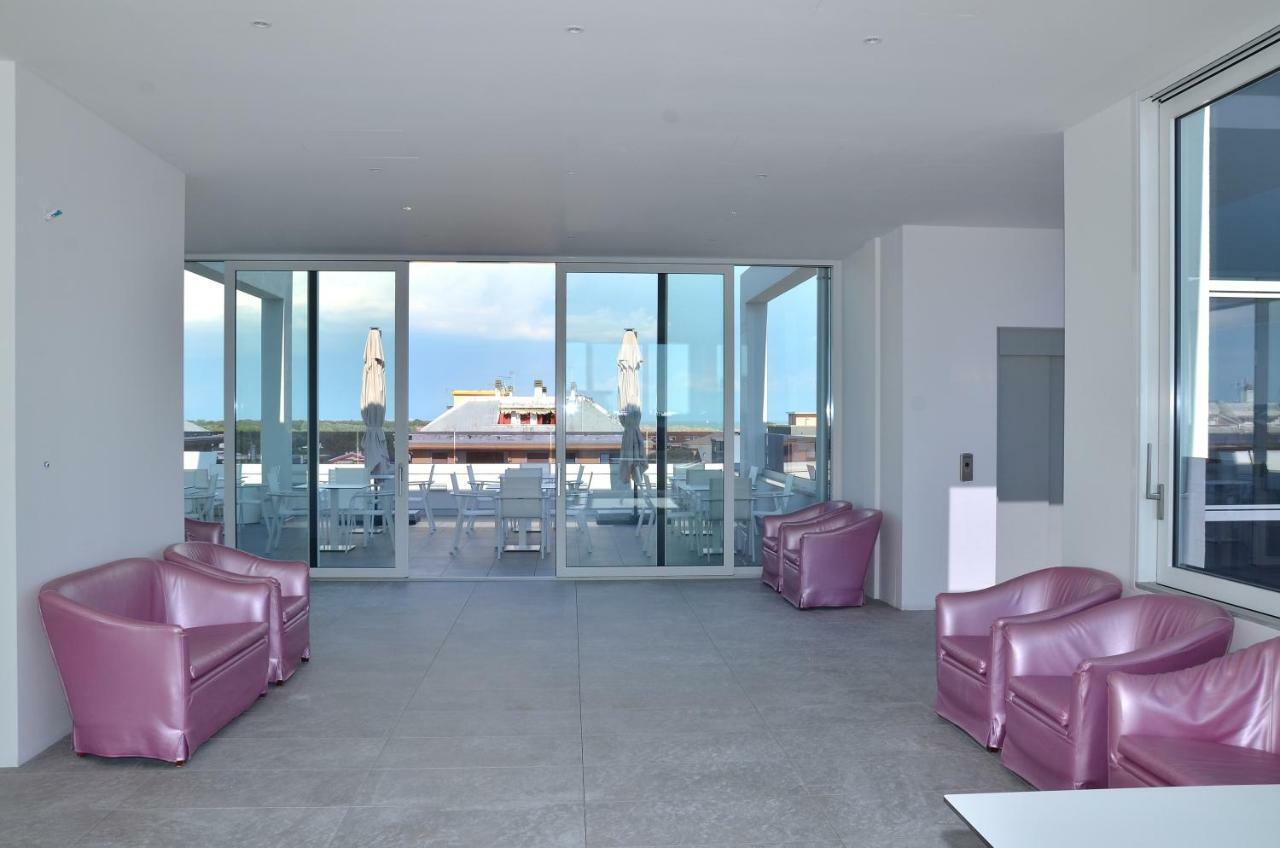 Hotel Amburgo Bibione Bagian luar foto