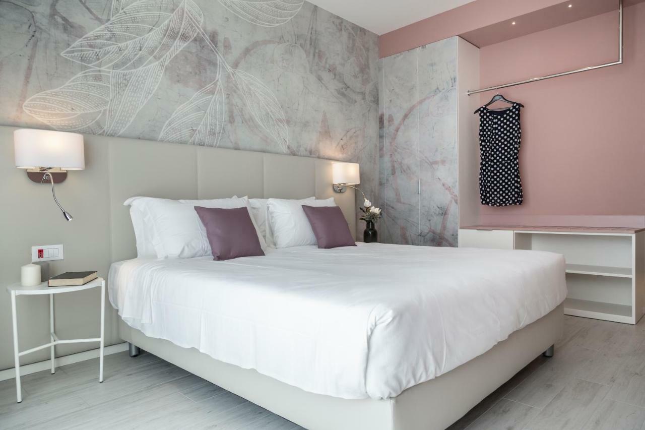 Hotel Amburgo Bibione Bagian luar foto